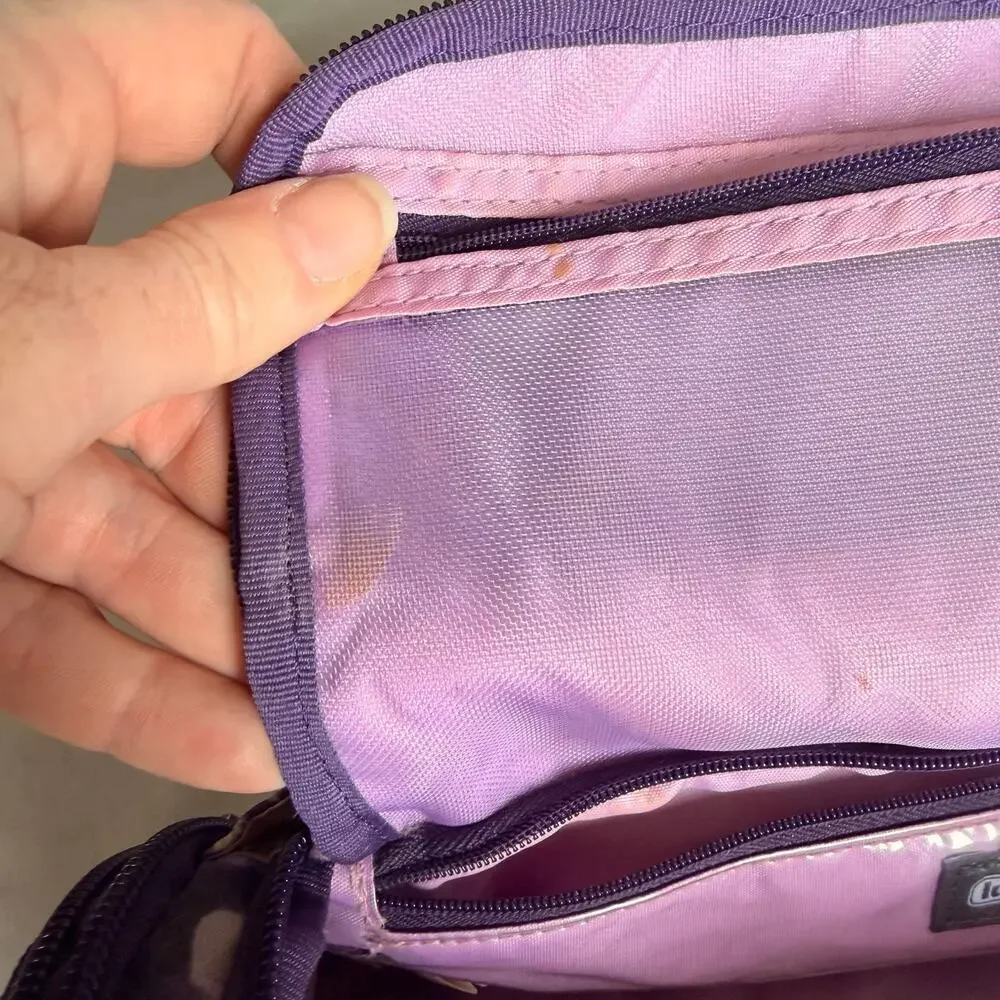 Lug Trolley Purple floral make up bag - Picture 6 of 12